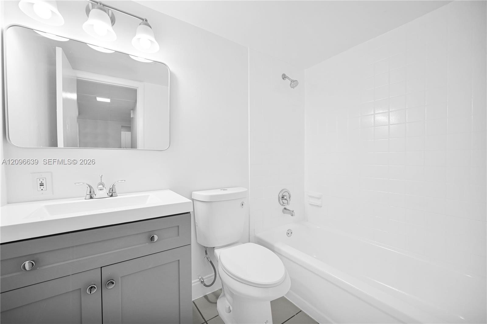 7550 Stirling Road C307 Property Photo 19