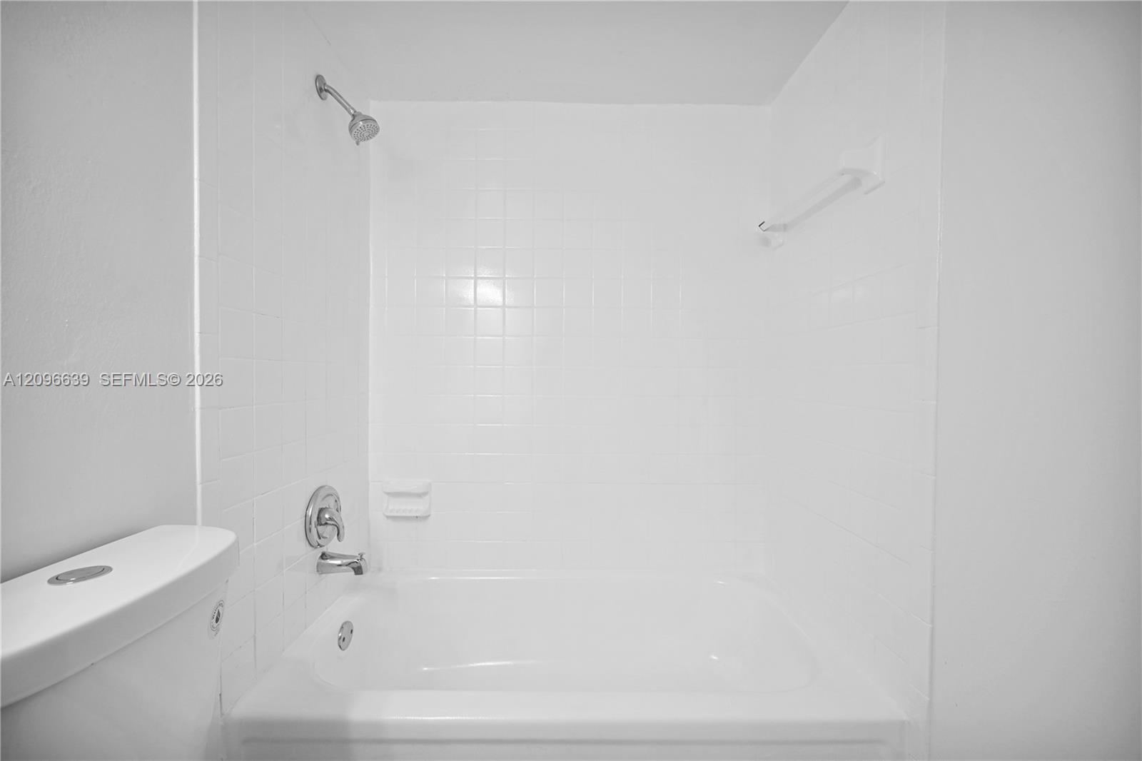 7550 Stirling Road C307 Property Photo 21