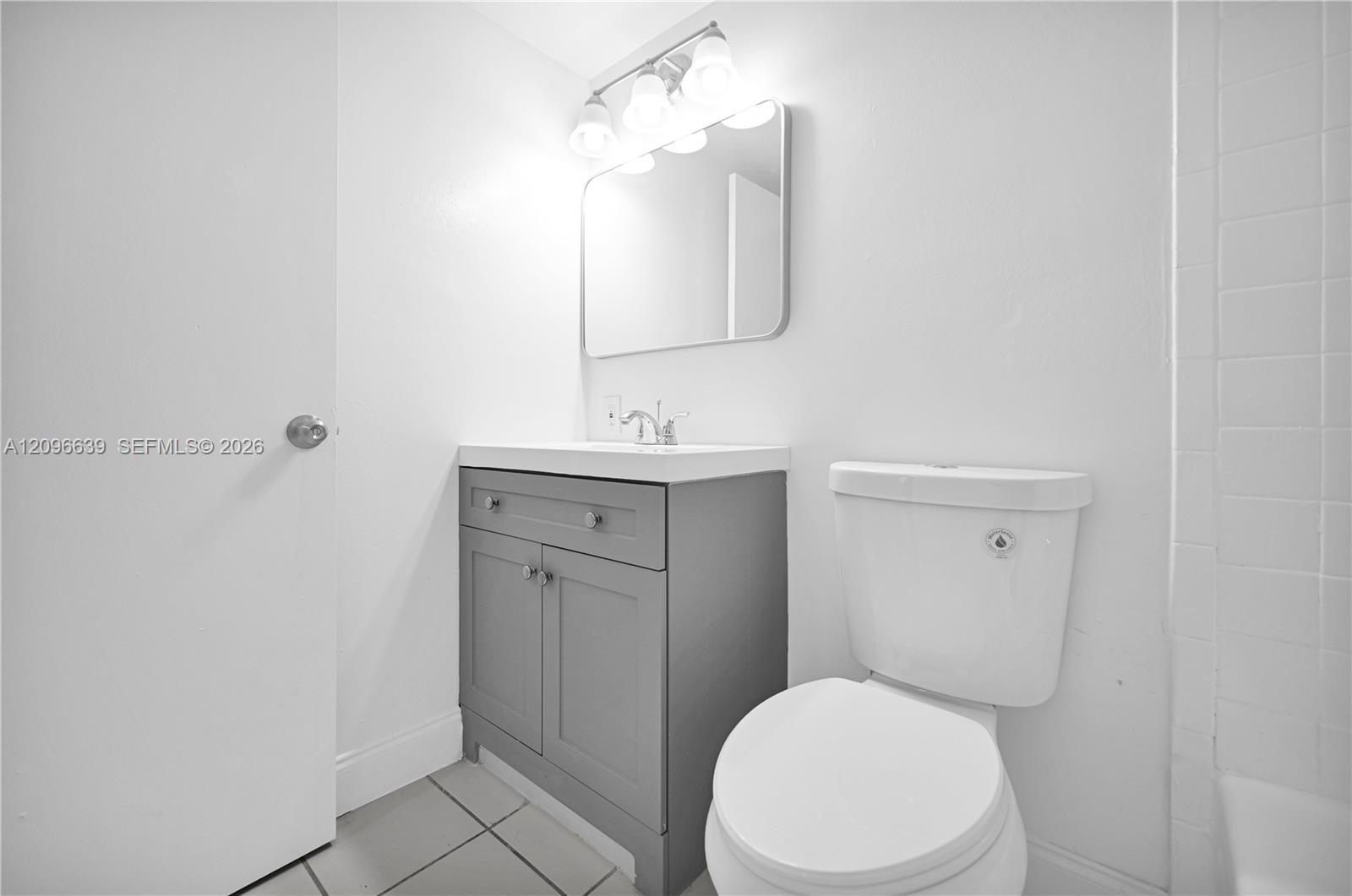 7550 Stirling Road C307 Property Photo 22