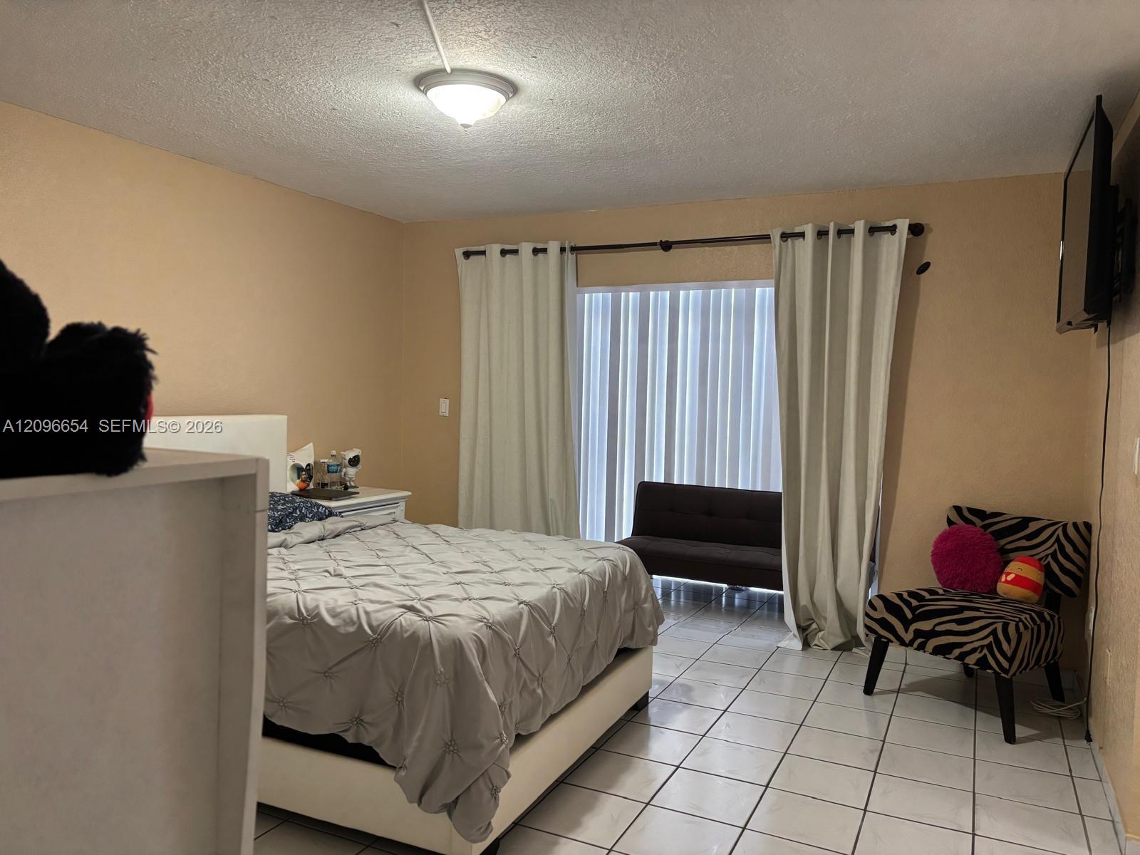 A12096654 Property Photo 9