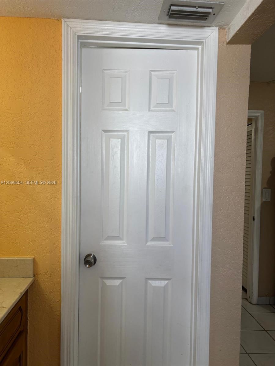 A12096654 Property Photo 18