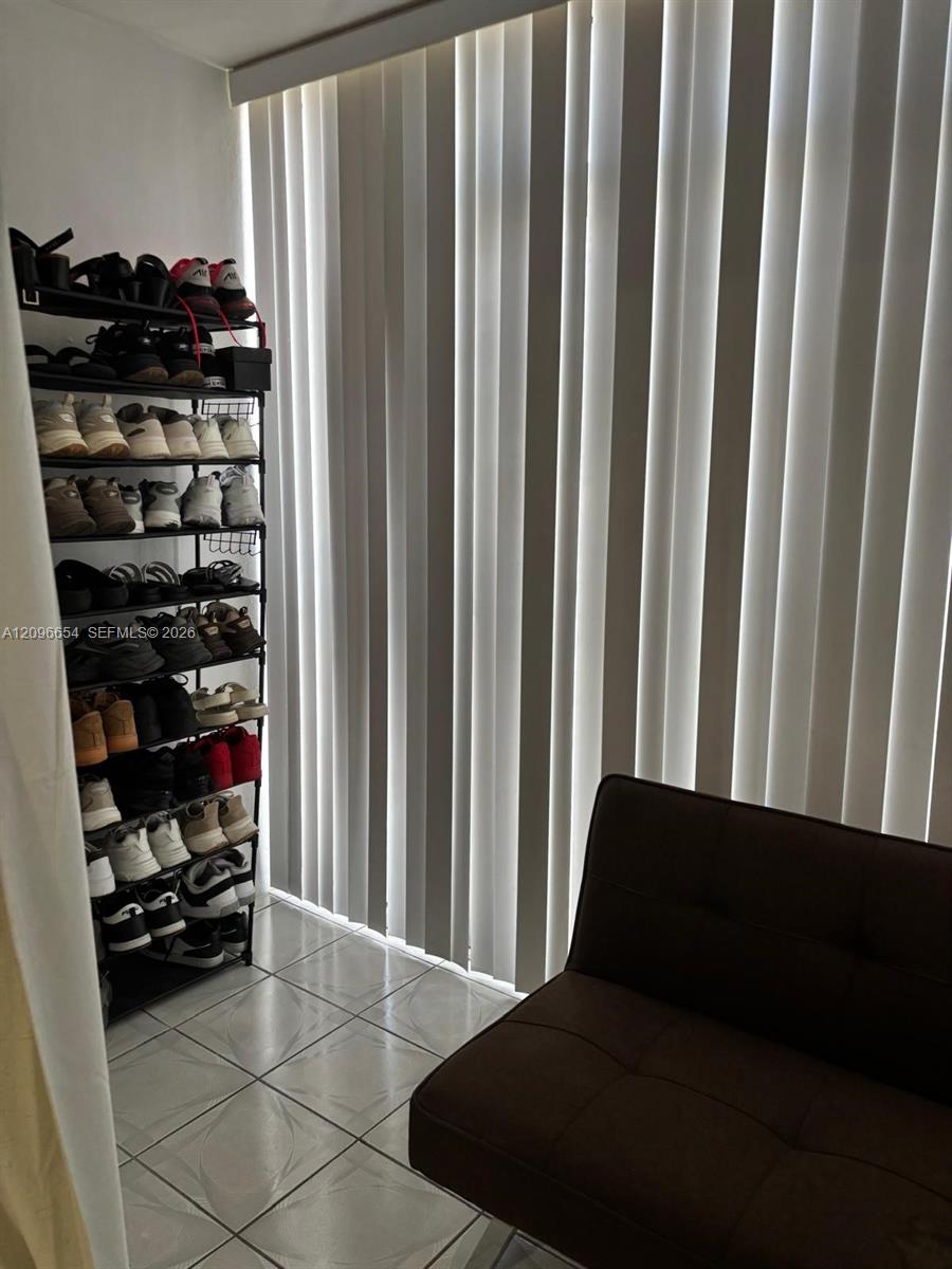 A12096654 Property Photo 19