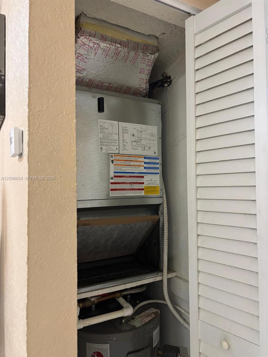 A12096654 Property Photo 26
