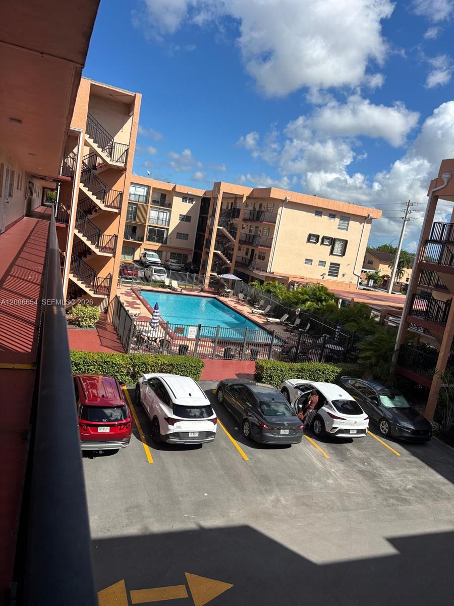 A12096654 Property Photo 28