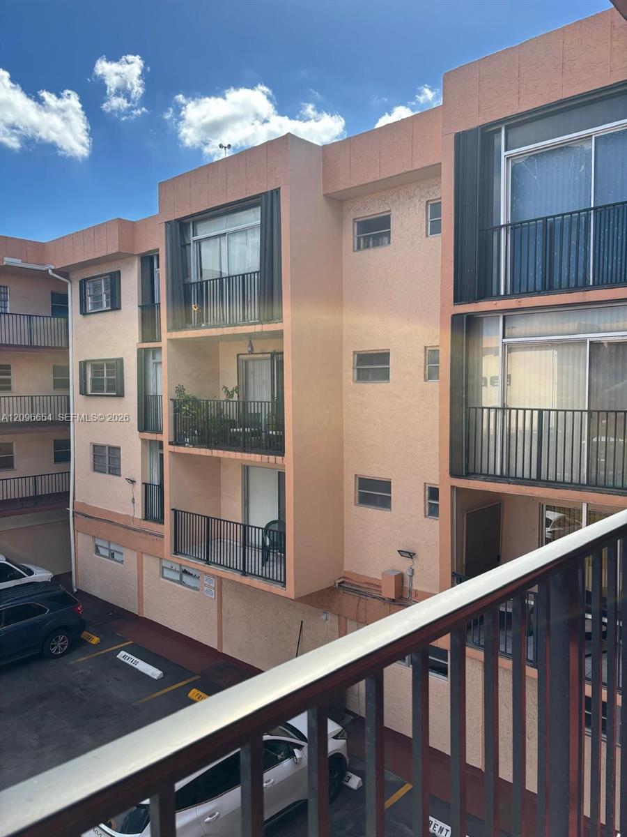 A12096654 Property Photo 31