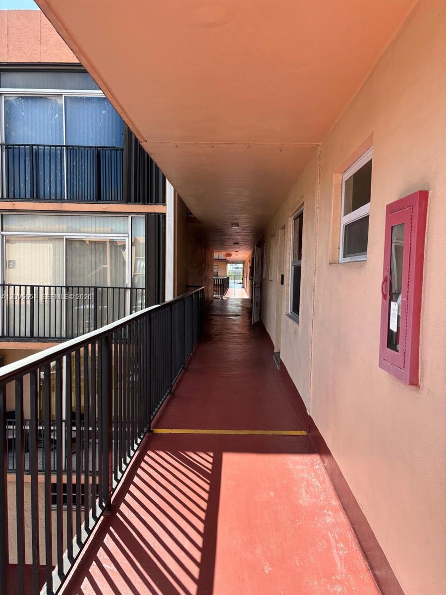 A12096654 Property Photo 32