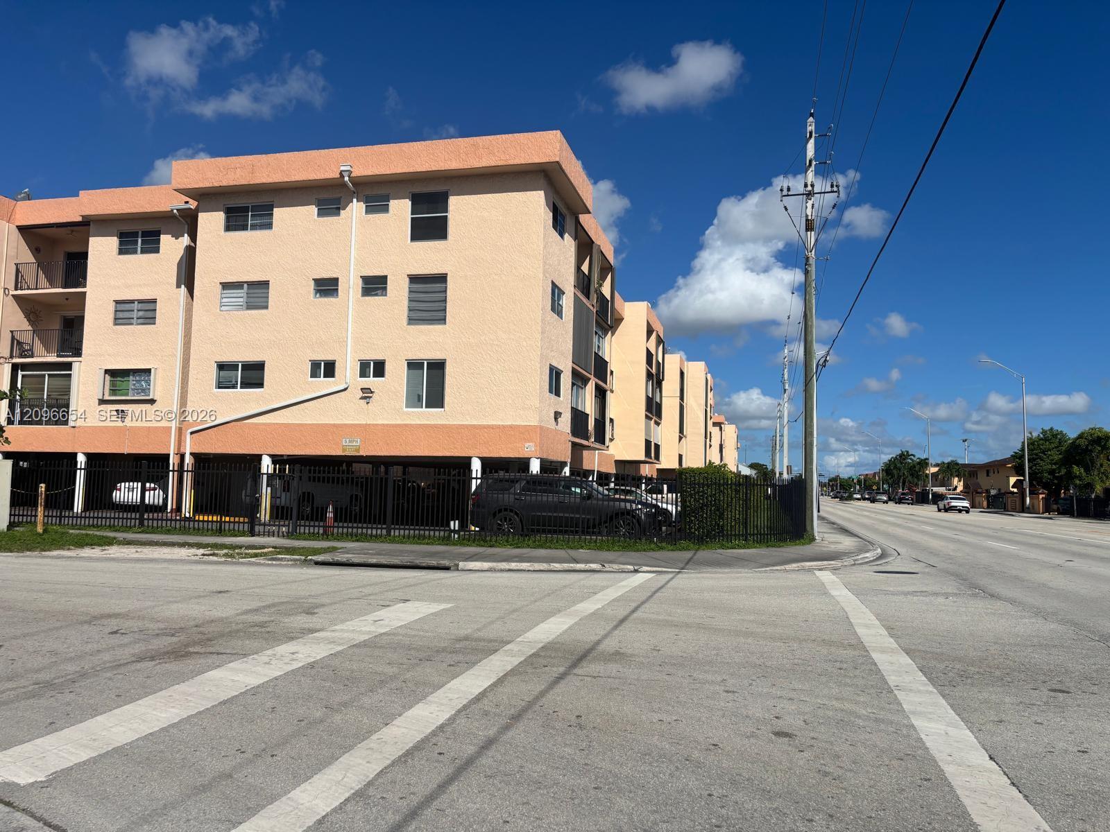 A12096654 Property Photo 47