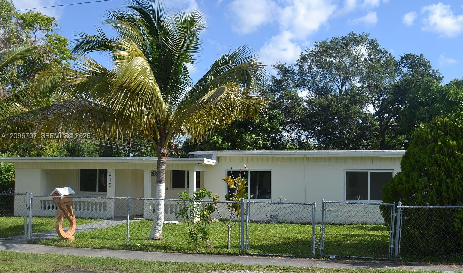 505 Ne 140th Street Property Photo 1