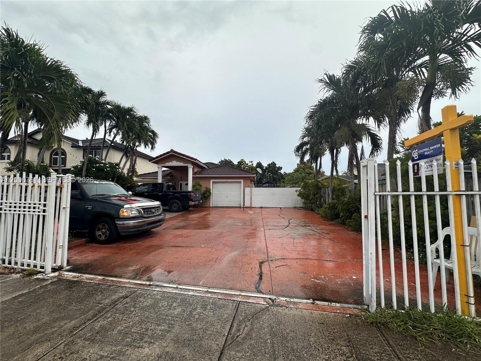 18411 Sw 115th Avenue Property Photo 1