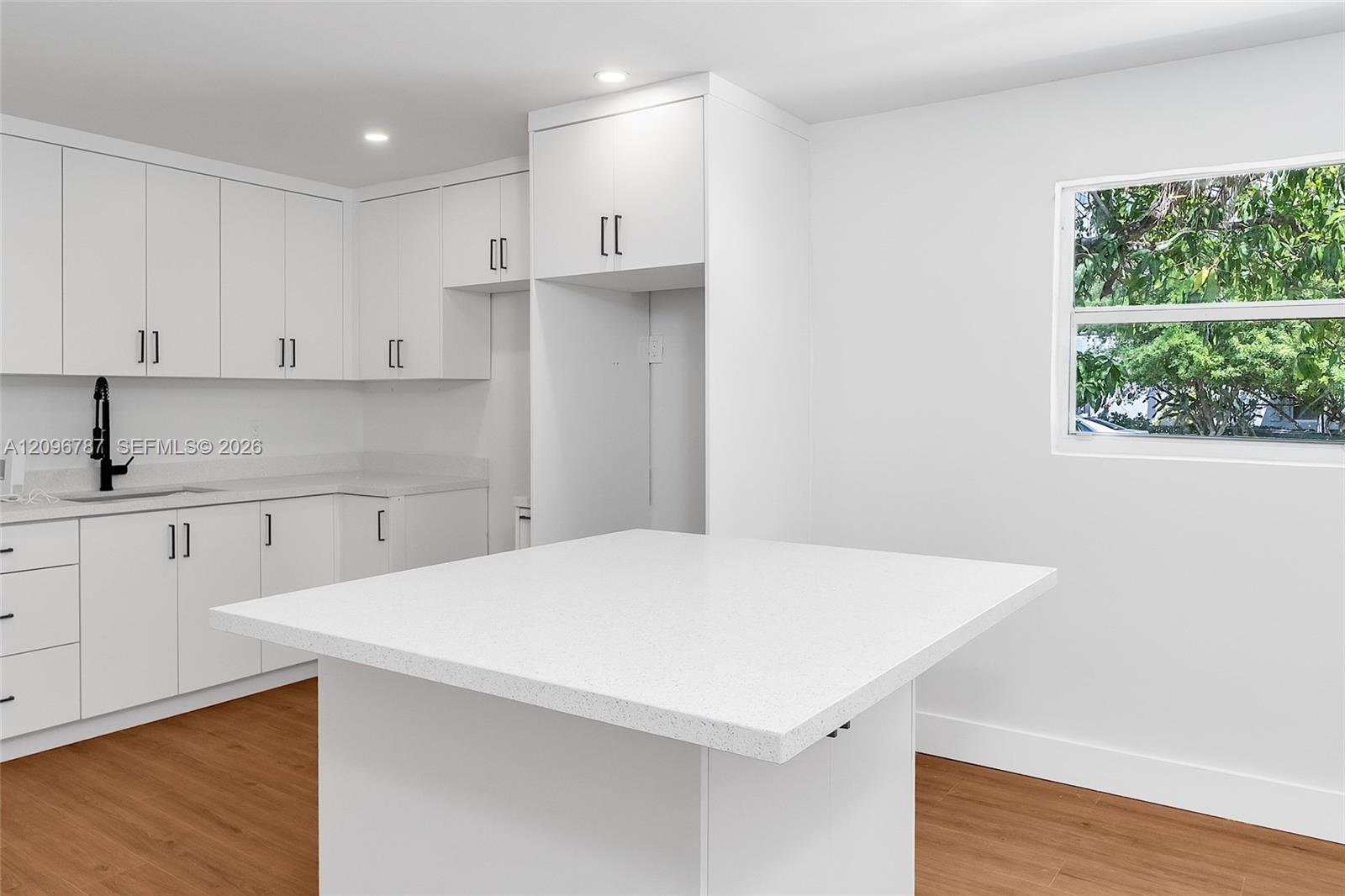 1046 Jann Avenue Property Photo 10