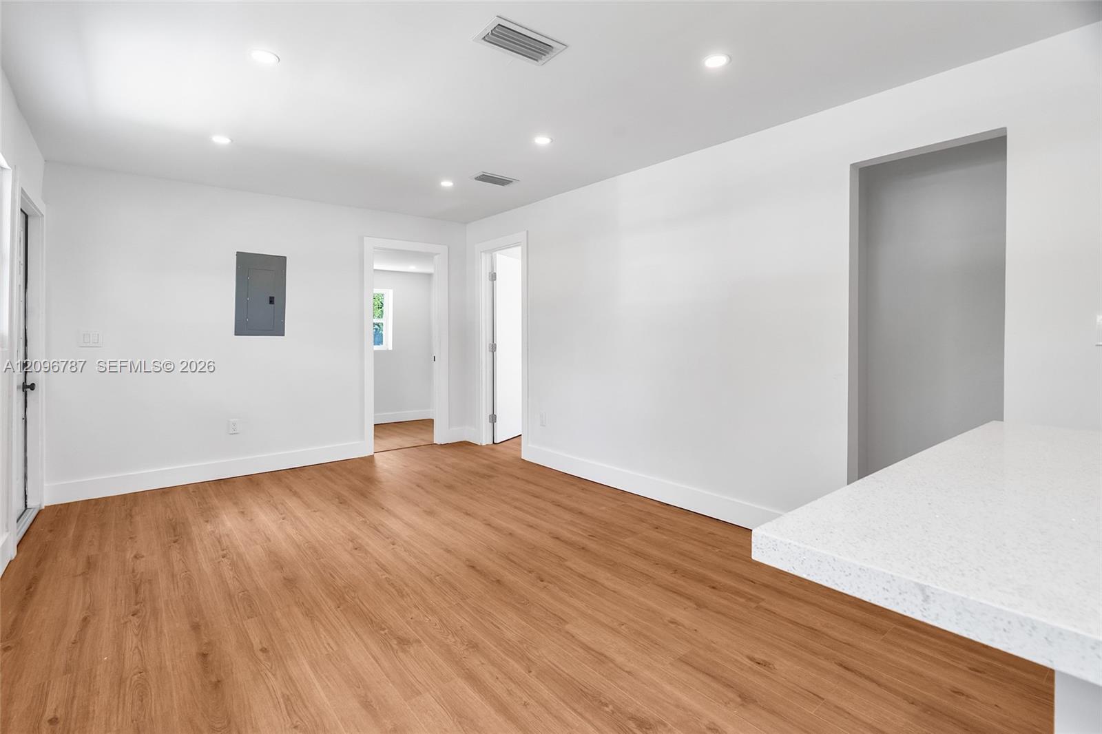 1046 Jann Avenue Property Photo 26