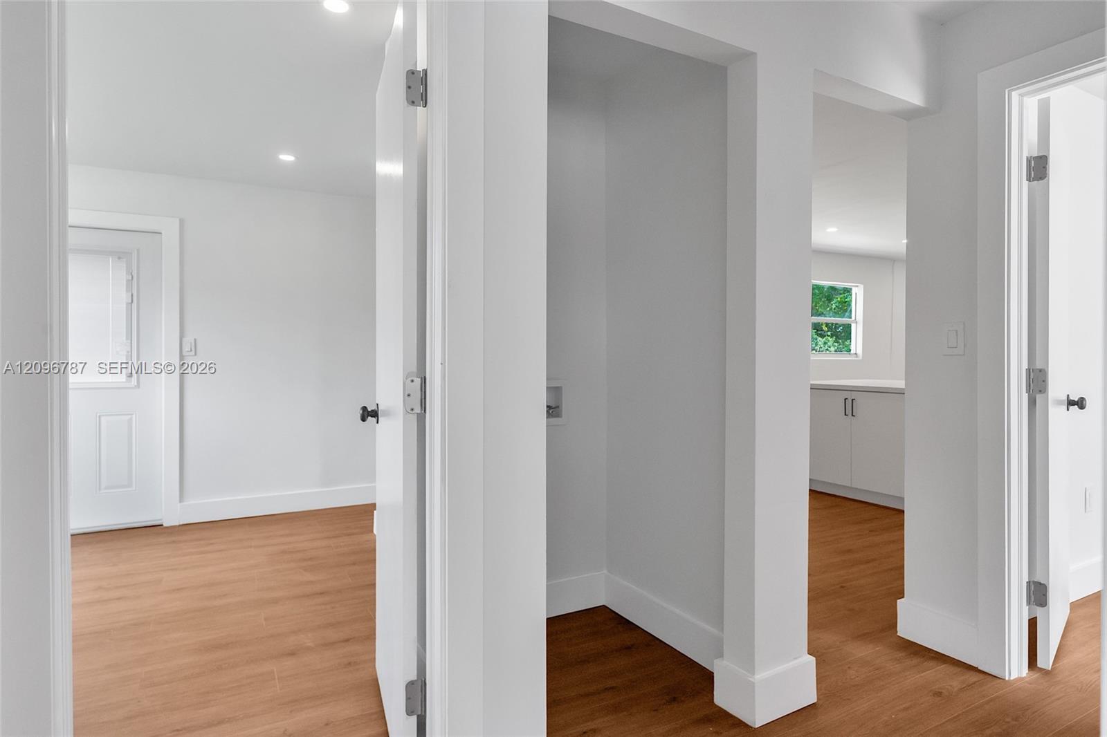 1046 Jann Avenue Property Photo 35