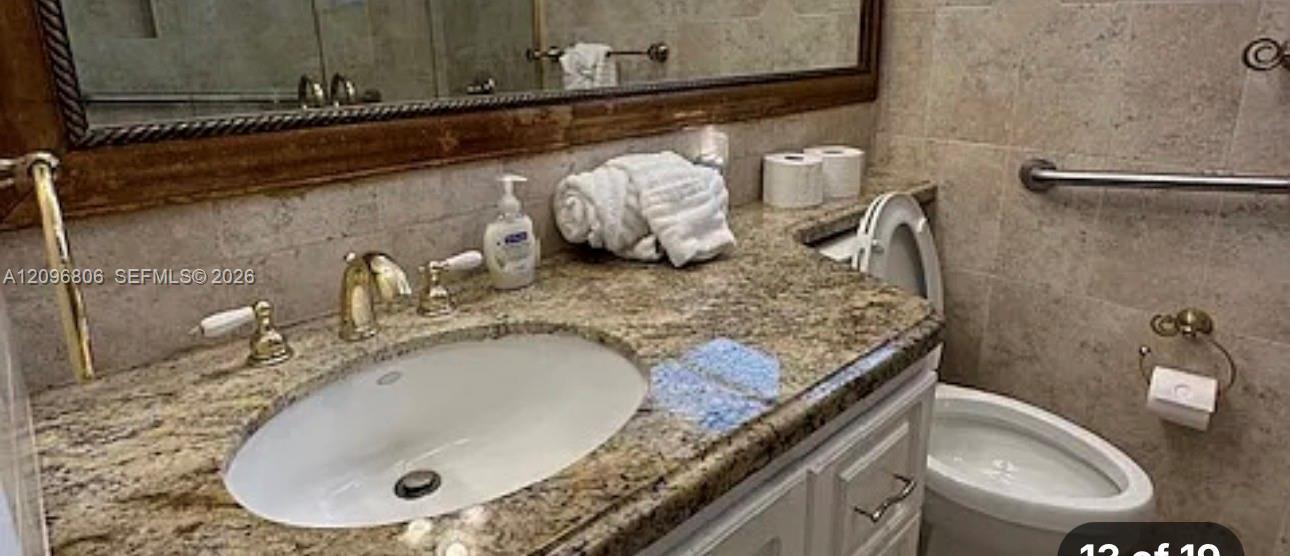 A12096806 Property Photo 8