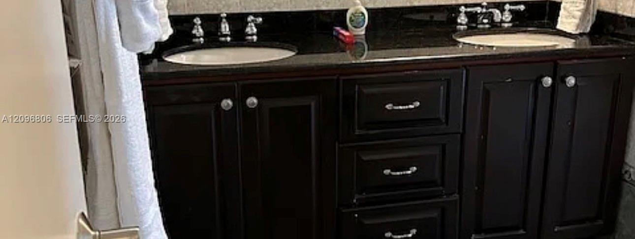 A12096806 Property Photo 9