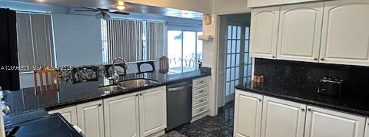 A12096806 Property Photo 11