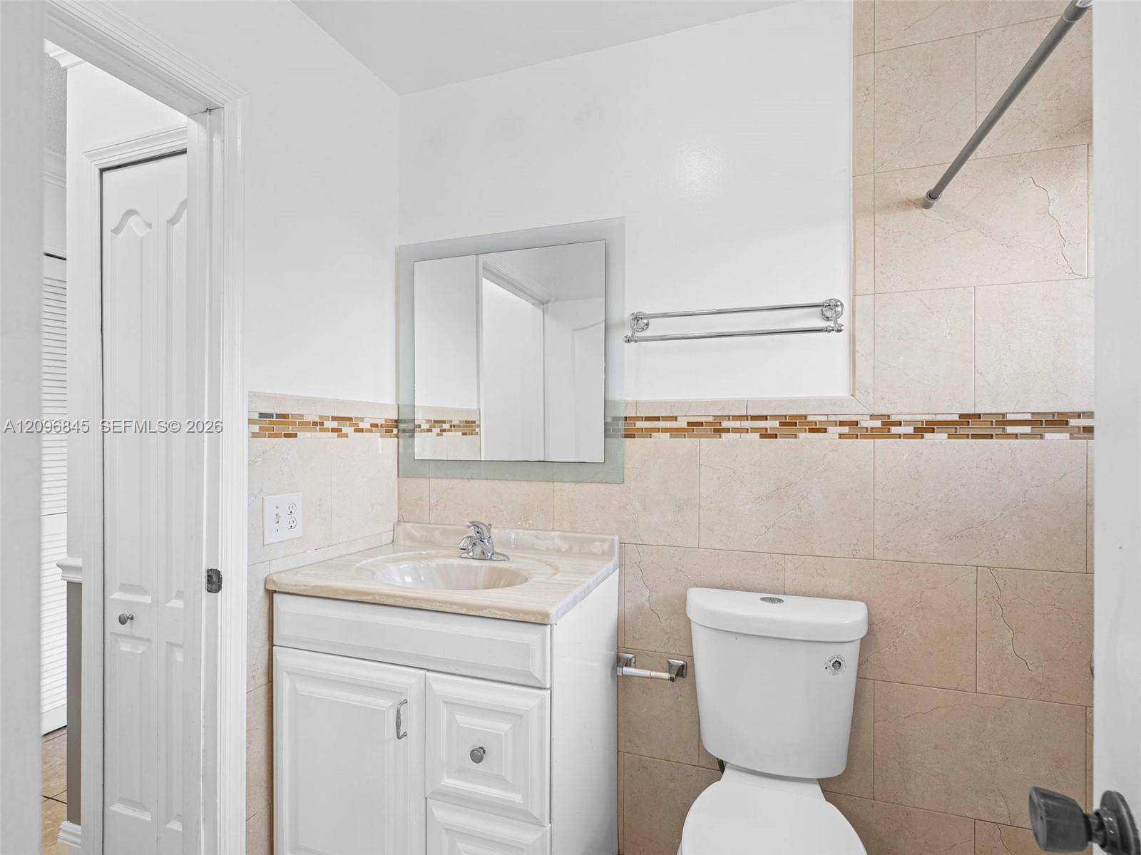 2485 W 76th Street 207 Property Photo 13