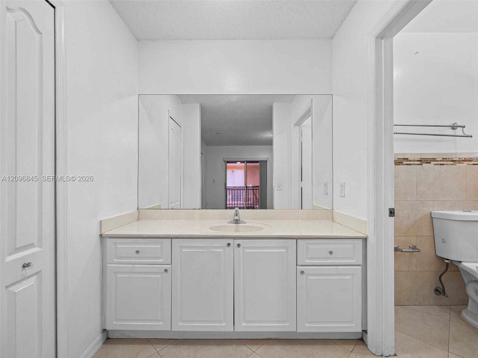 2485 W 76th Street 207 Property Photo 16