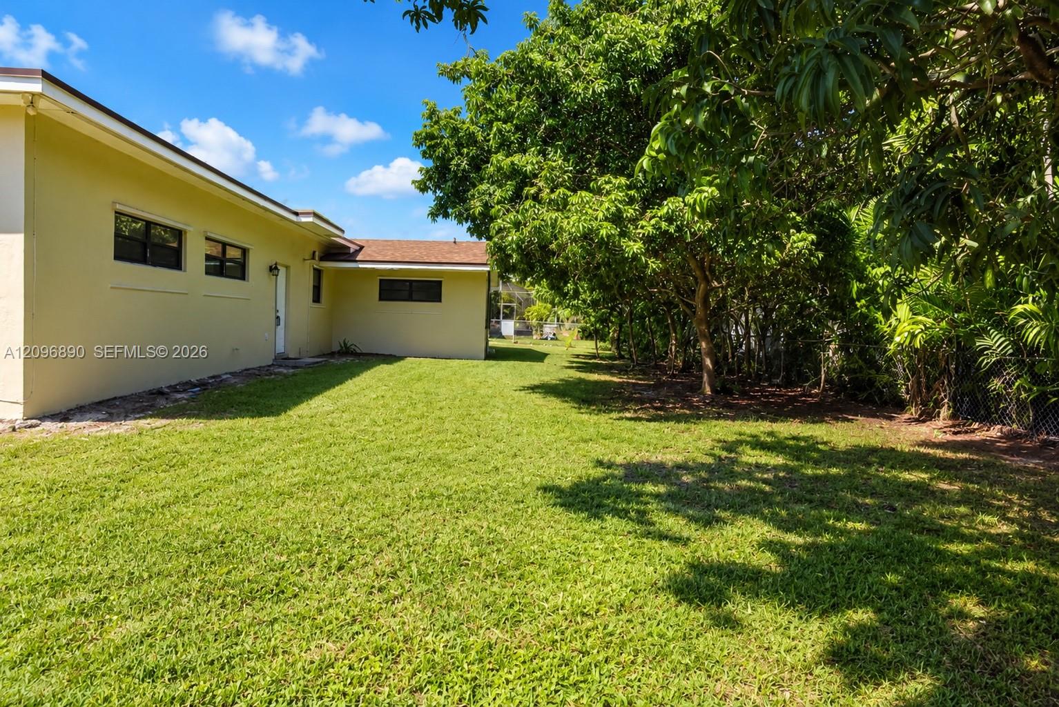 9741 Sw 159th Street Property Photo 8