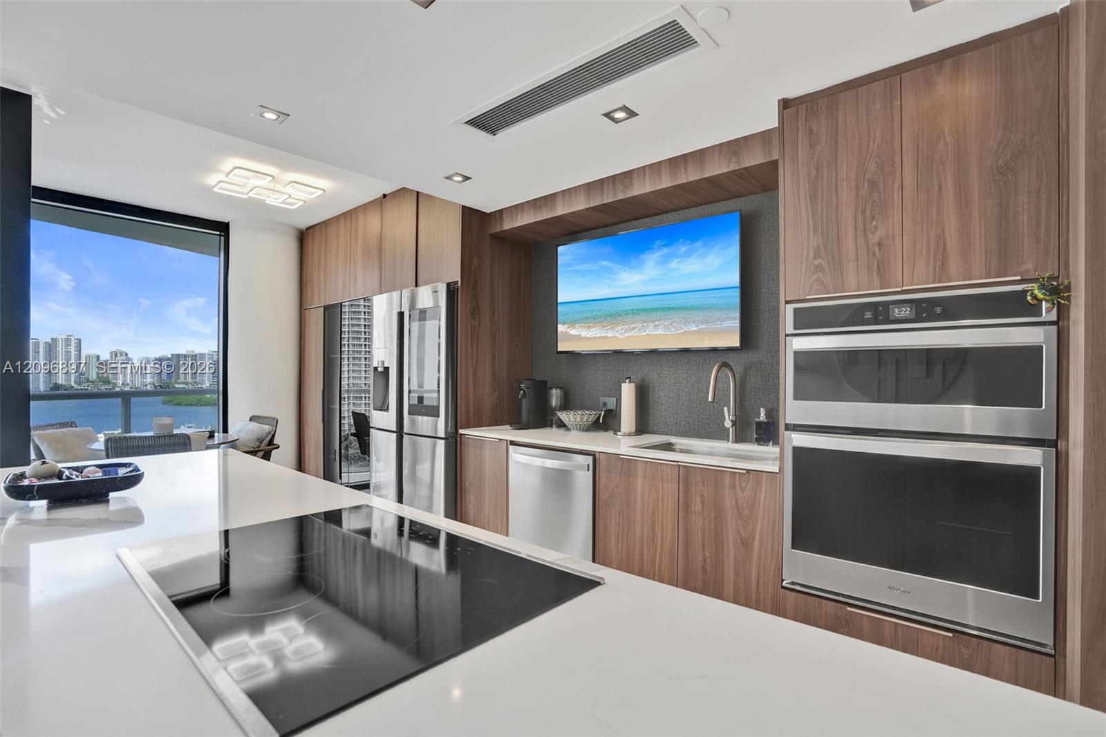 4000 Island Boulevard 1205 Property Photo 1