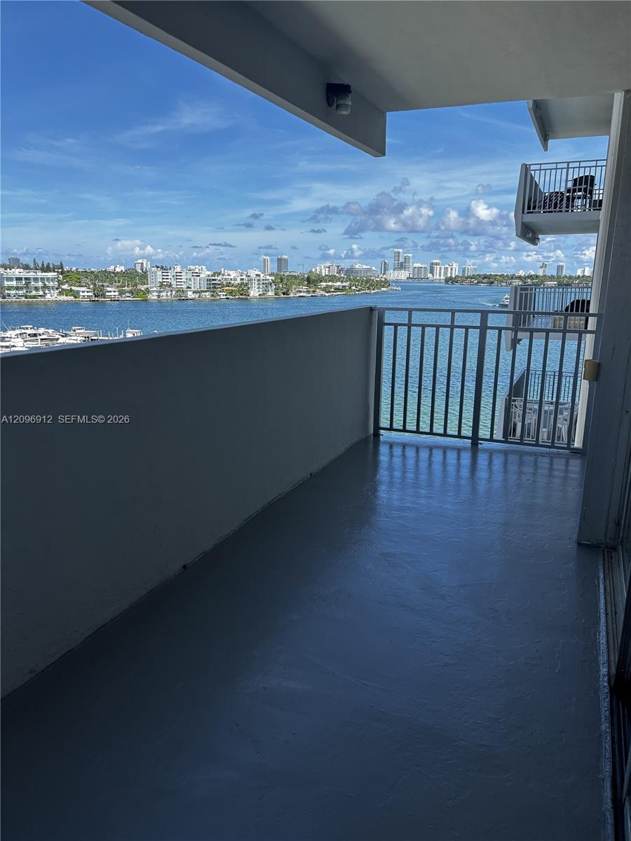 A12096912 Property Photo 14