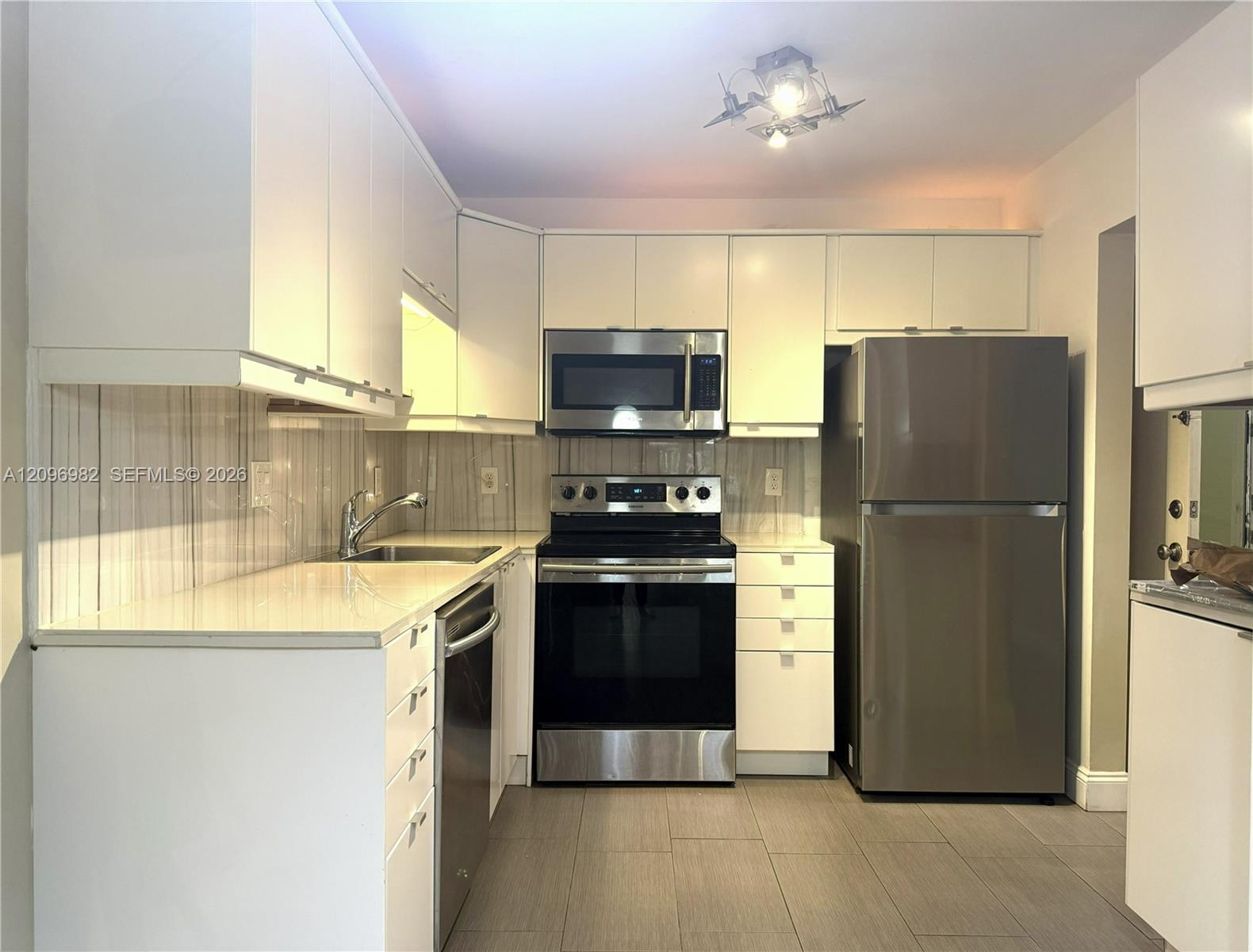 257 S Cypress Road 416 Property Photo 1