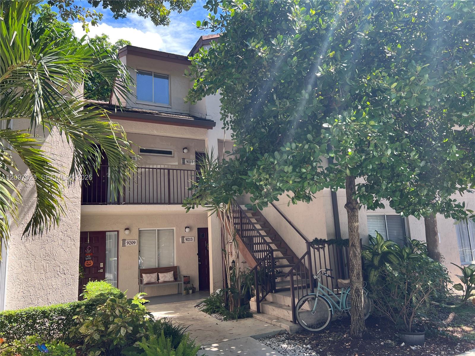 9215 SW 141st Place 9215 Property Photo 1