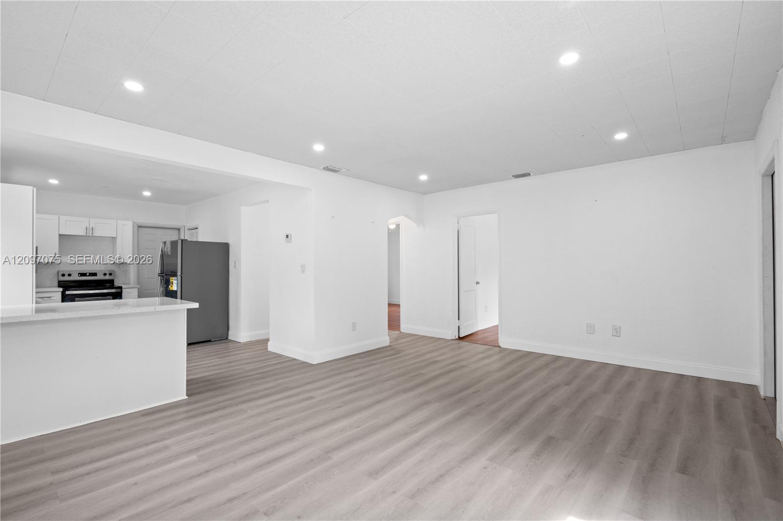 511 Ne 131st Street Property Photo 8