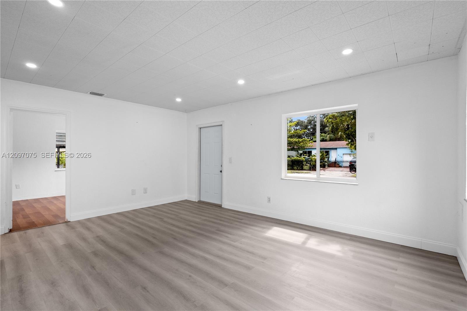 511 Ne 131st Street Property Photo 21