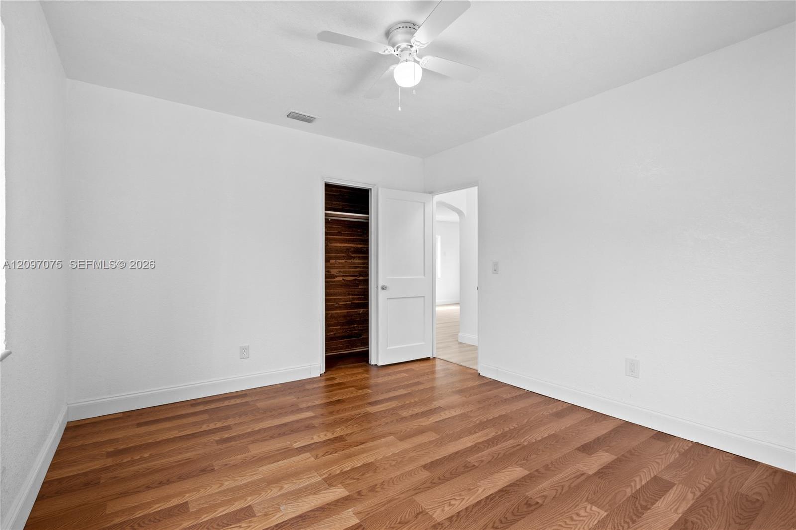 511 Ne 131st Street Property Photo 37