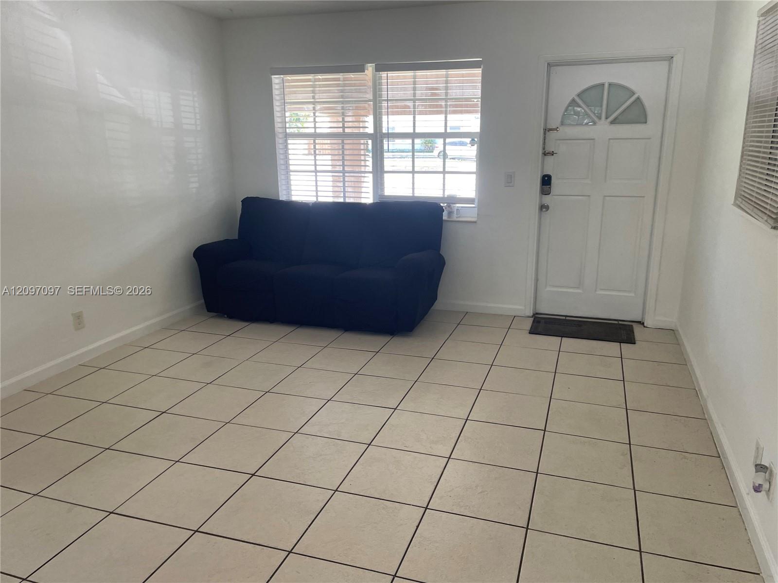 1609 Davie Boulevard Property Photo 7
