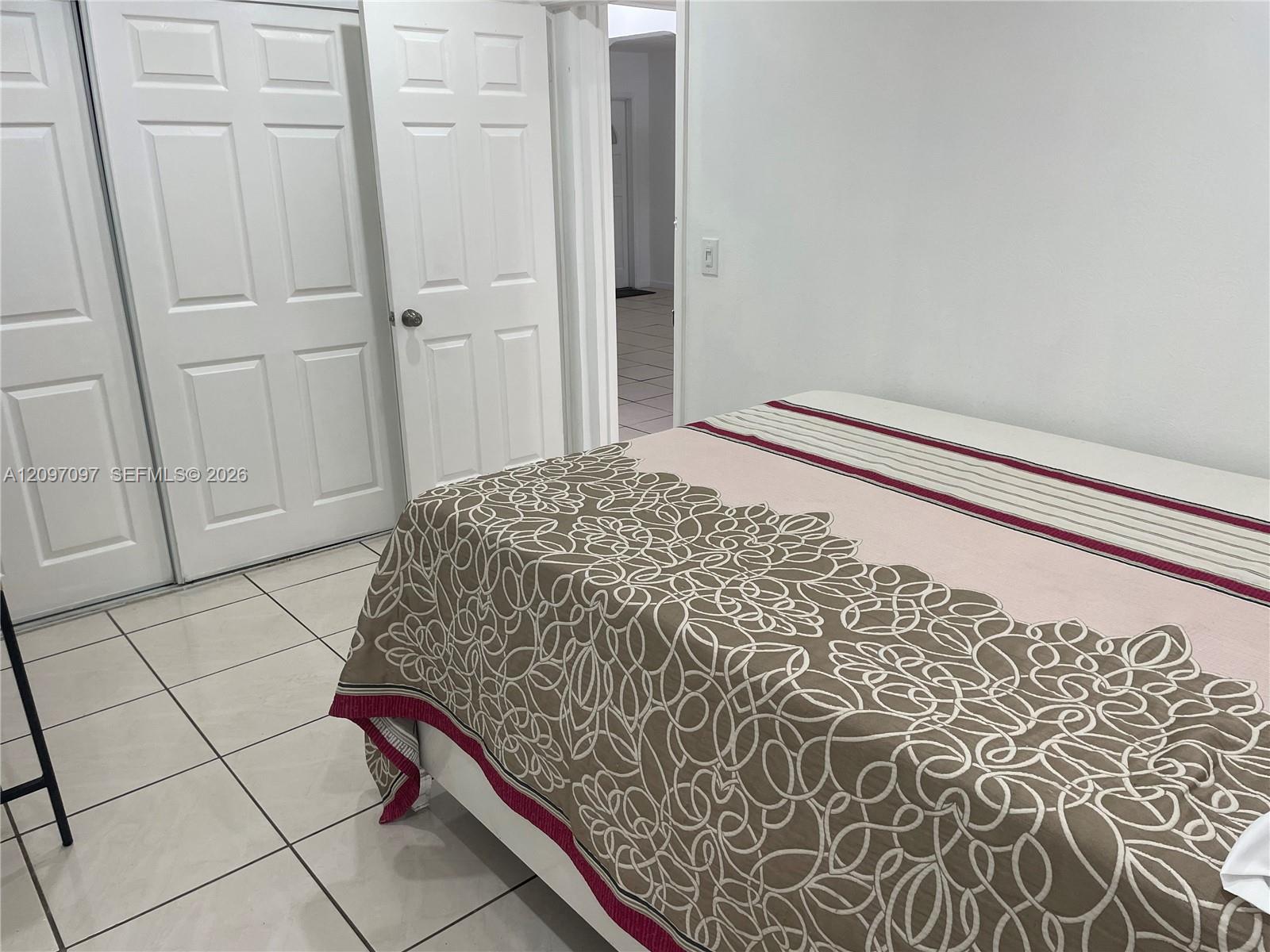 1609 Davie Boulevard Property Photo 11