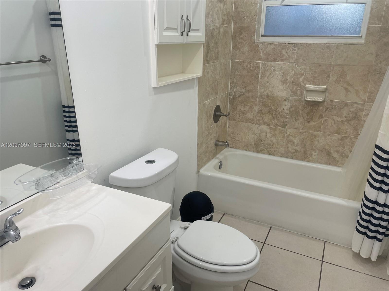 1609 Davie Boulevard Property Photo 12