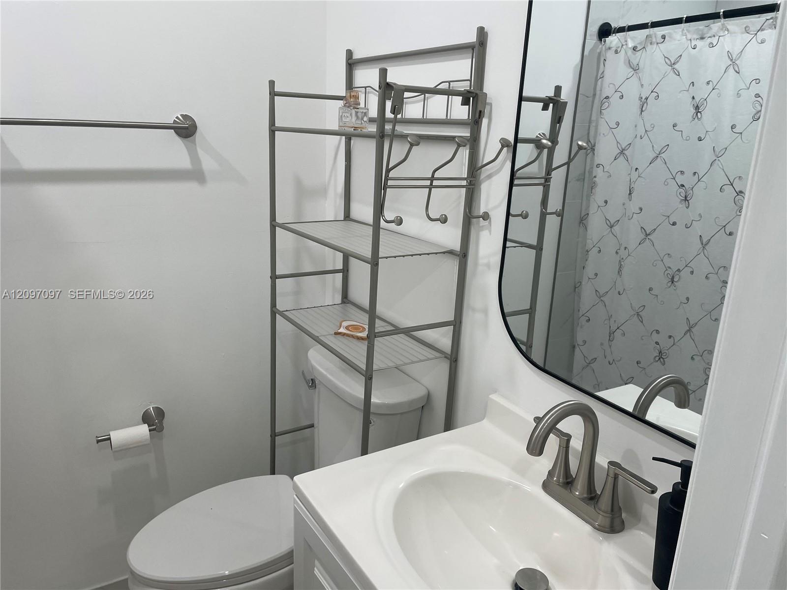 1609 Davie Boulevard Property Photo 22