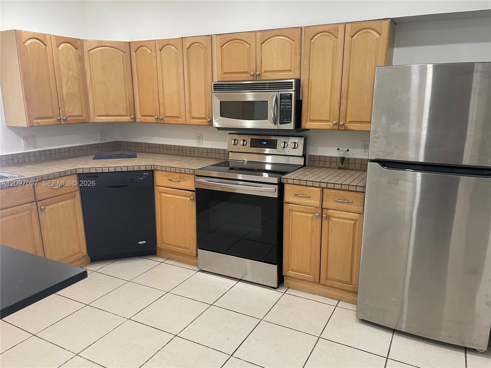 1609 Davie Boulevard Property Photo 24