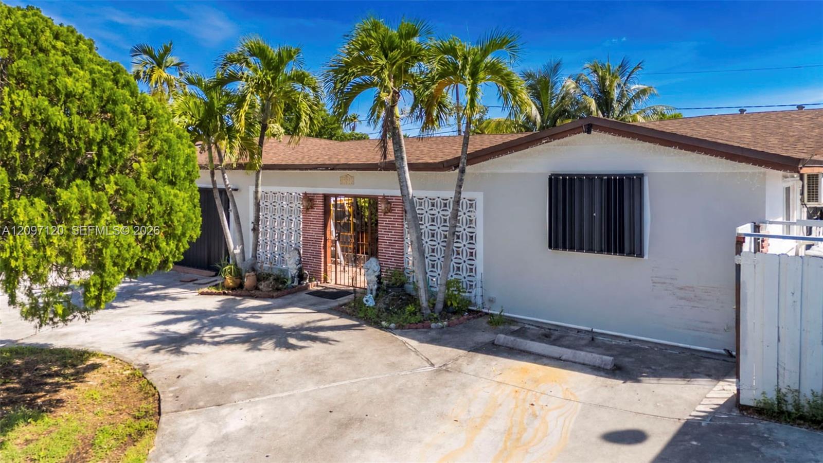17731 Sw 112th Avenue Property Photo 1