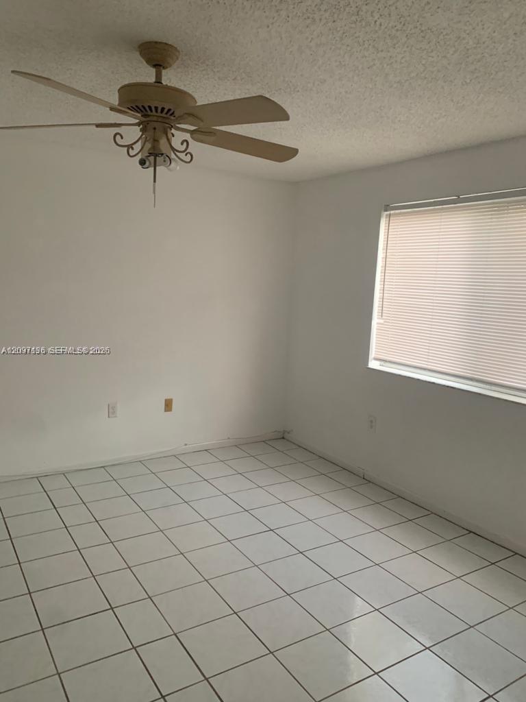 8025 Lake Drive 204 Property Photo 8