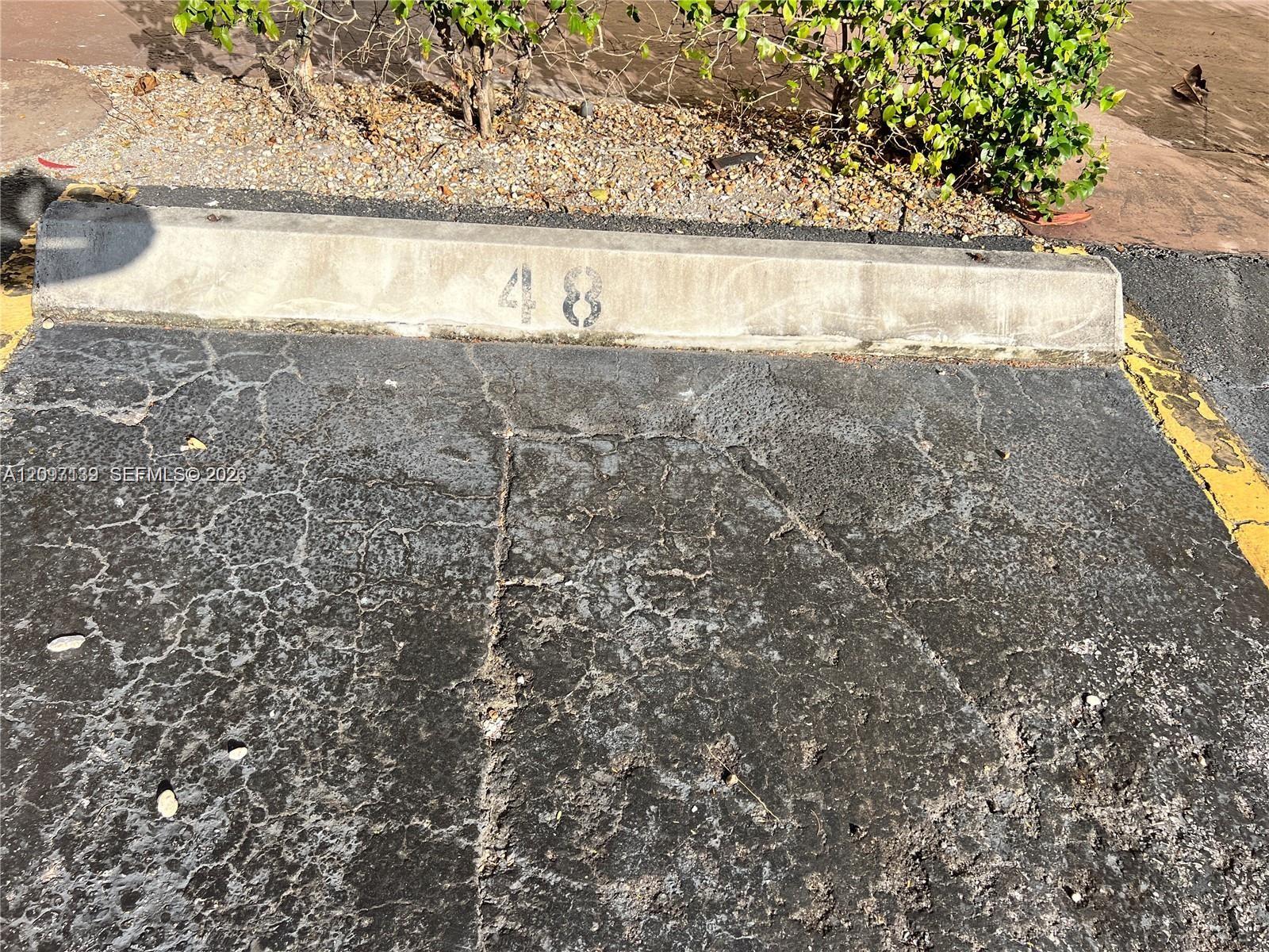3530 Nw 52nd Avenue 403 Property Photo 5