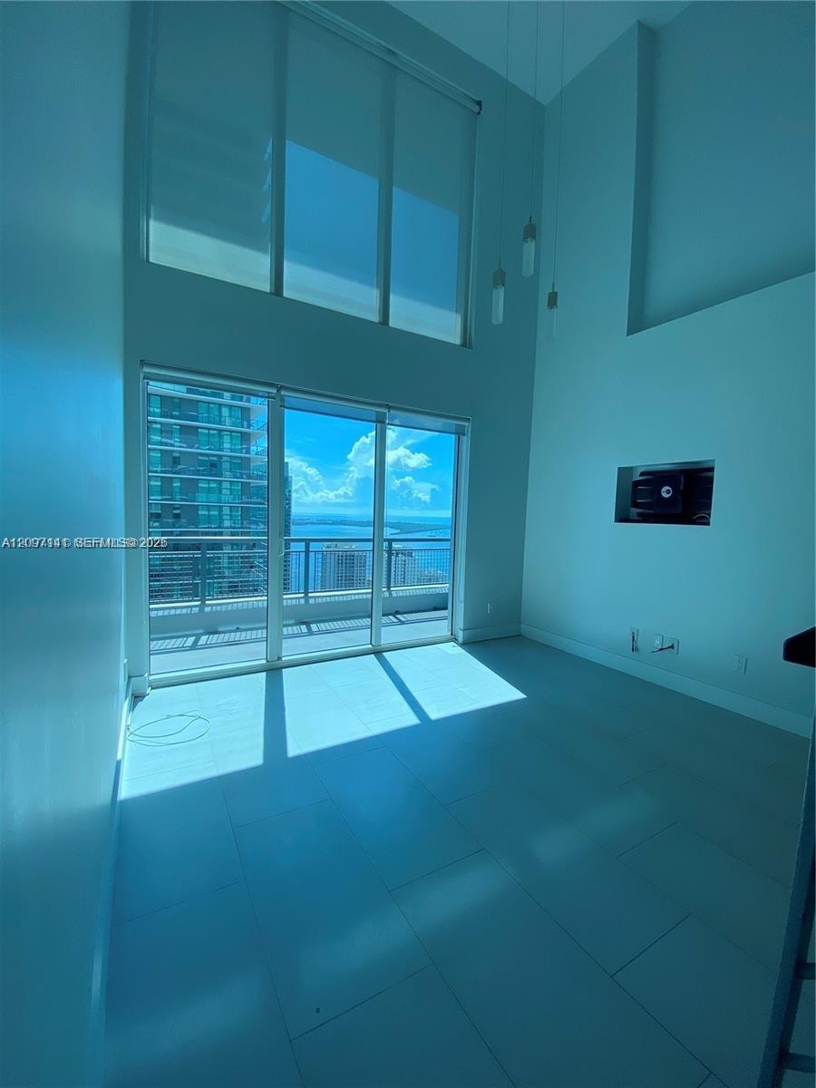 60 SW 13th Street 3606 Property Photo 1