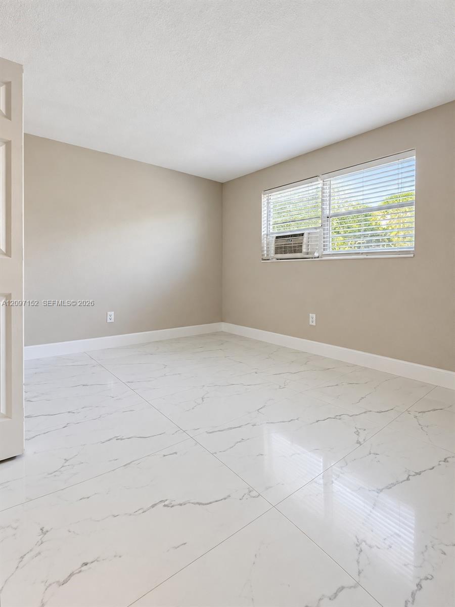 616 Sw 14th Avenue 102 Property Photo 12