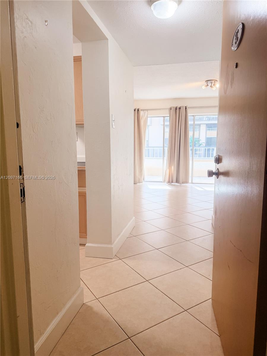 3304 Virginia Street 5C Property Photo 1