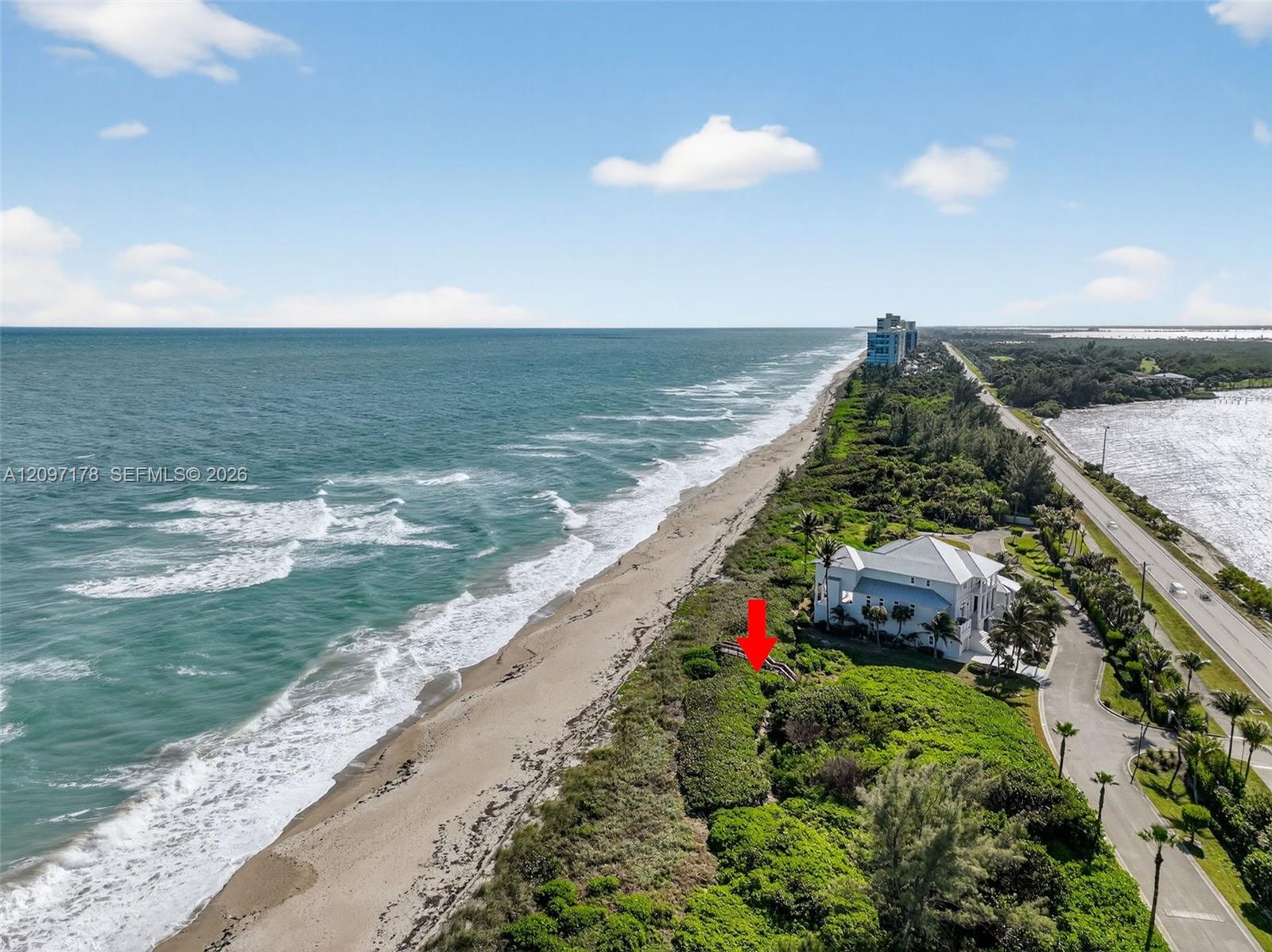 8308 S Ocean Drive Property Photo 1