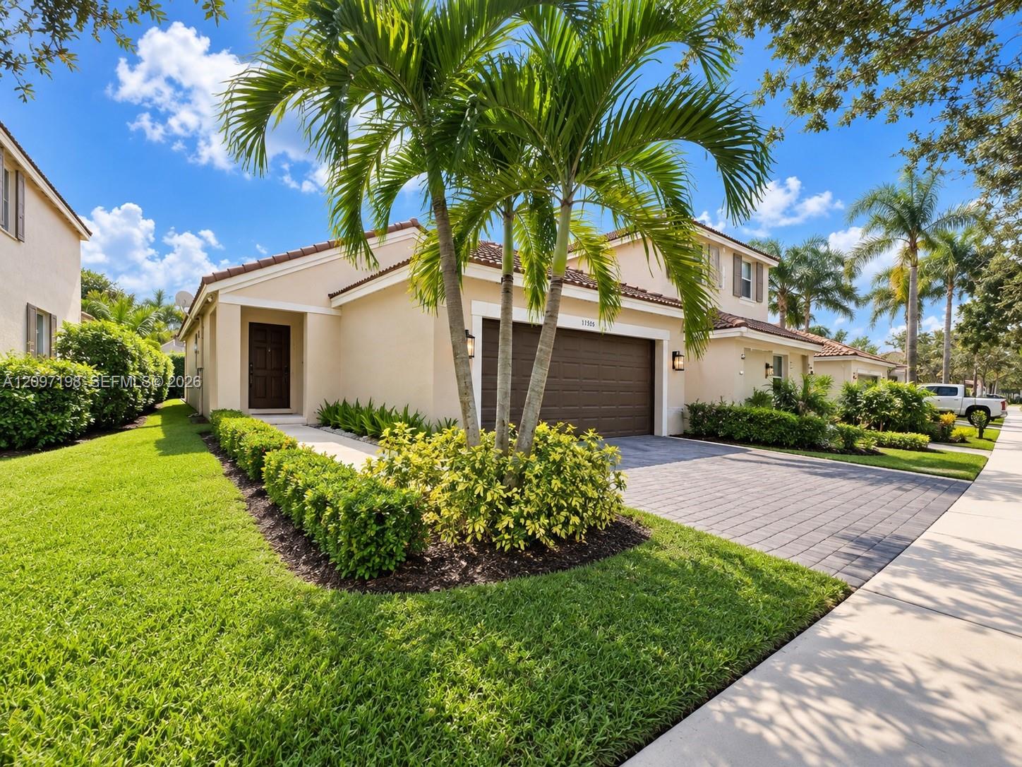 1359 Sabal Trail Property Photo 1