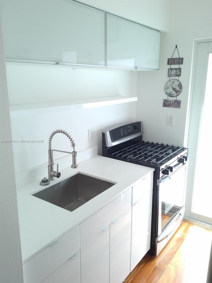 A12097233 Property Photo 7