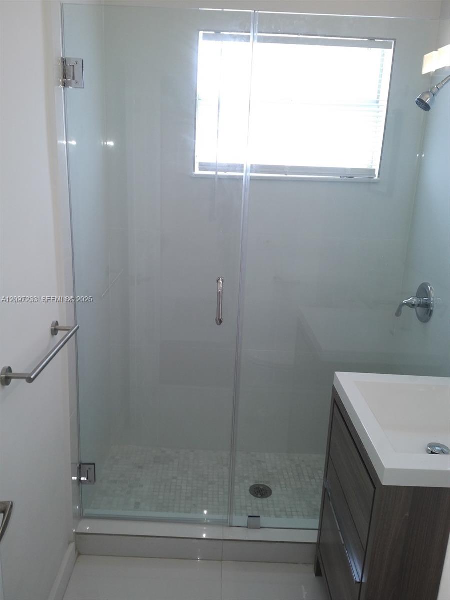 A12097233 Property Photo 10