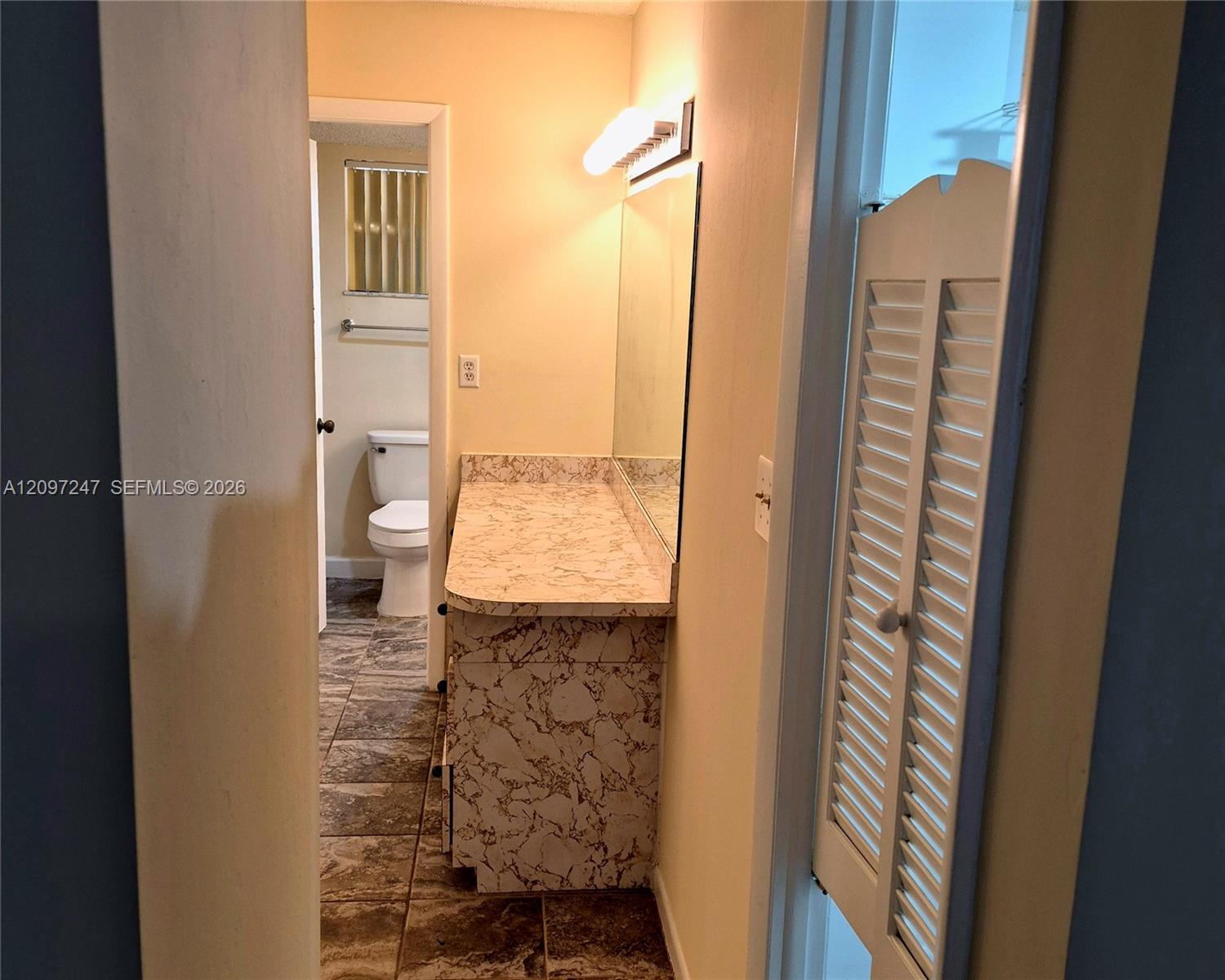 403 Nw 68th Avenue 309 Property Photo 8