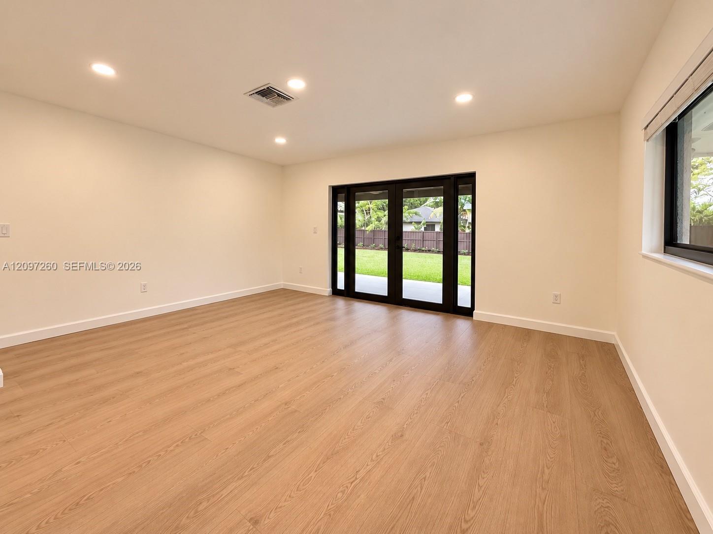 8240 Sw 89th Street Property Photo 19