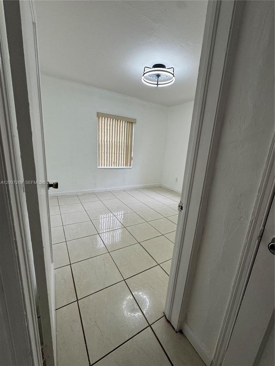 258 E 46th Street Property Photo 12