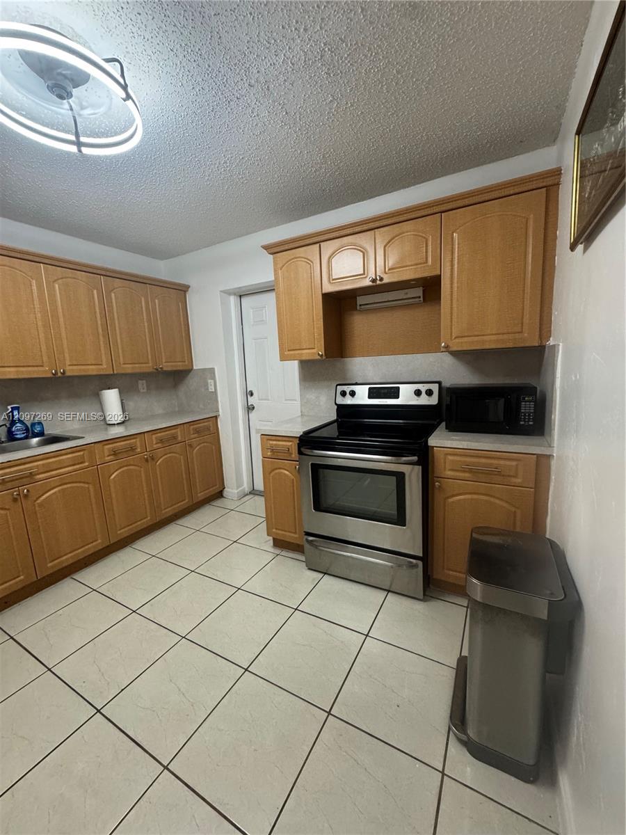 258 E 46th Street Property Photo 24