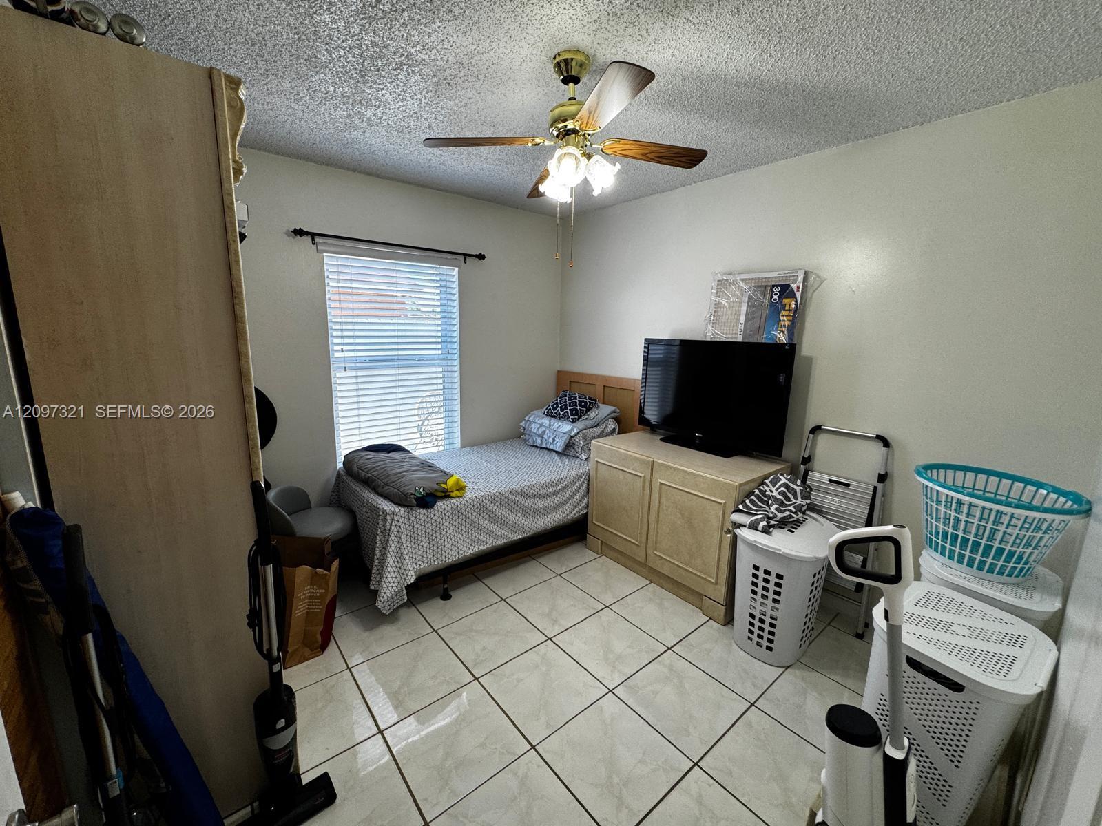 5836 Nw 199th Street Property Photo 18