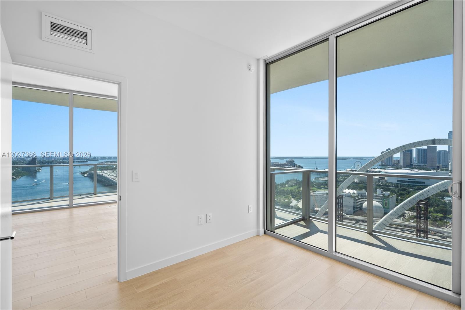 1400 Biscayne Boulevard 2601 Property Photo 9